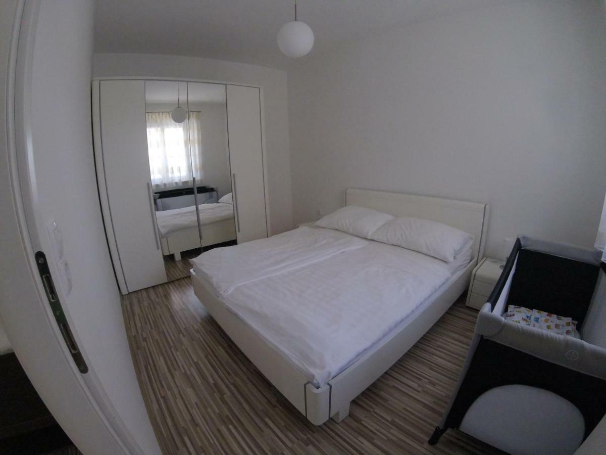 Apartments Babic Sukošan Extérieur photo